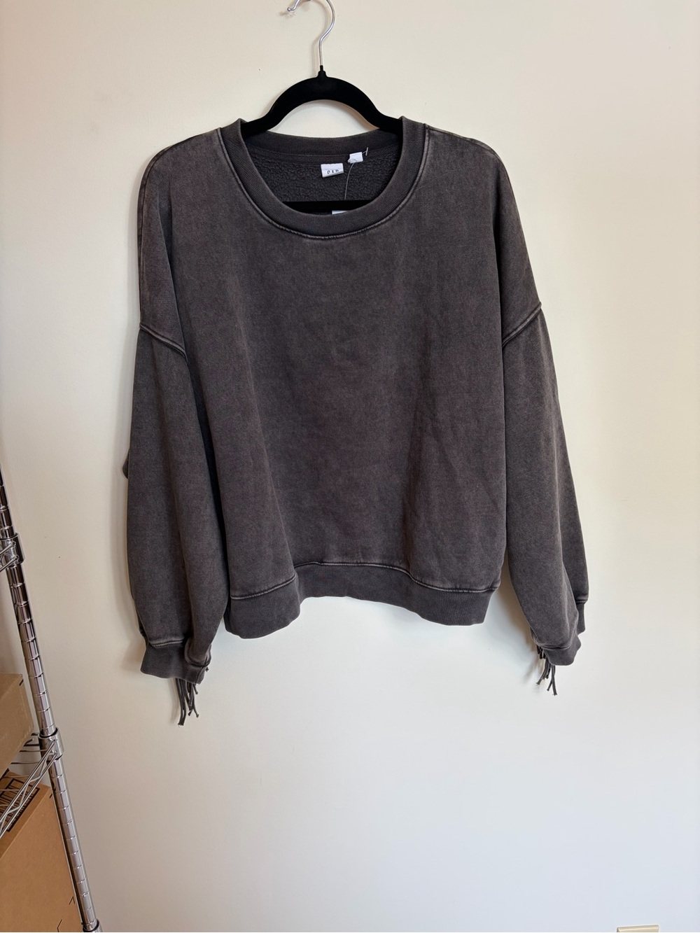 GAP Charcoal Gray Fringe  Across  sleeves and Back Sweatshirt Size Large. - Picture 2 of 6